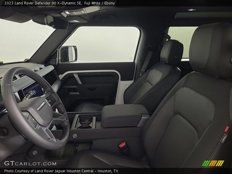 Fuji White / Ebony 2023 Land Rover Defender 90 X-Dynamic SE