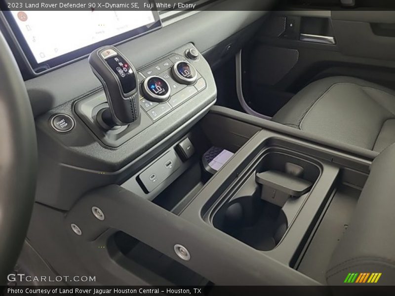  2023 Defender 90 X-Dynamic SE 8 Speed Automatic Shifter