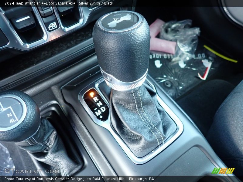  2024 Wrangler 4-Door Sahara 4x4 8 Speed Automatic Shifter