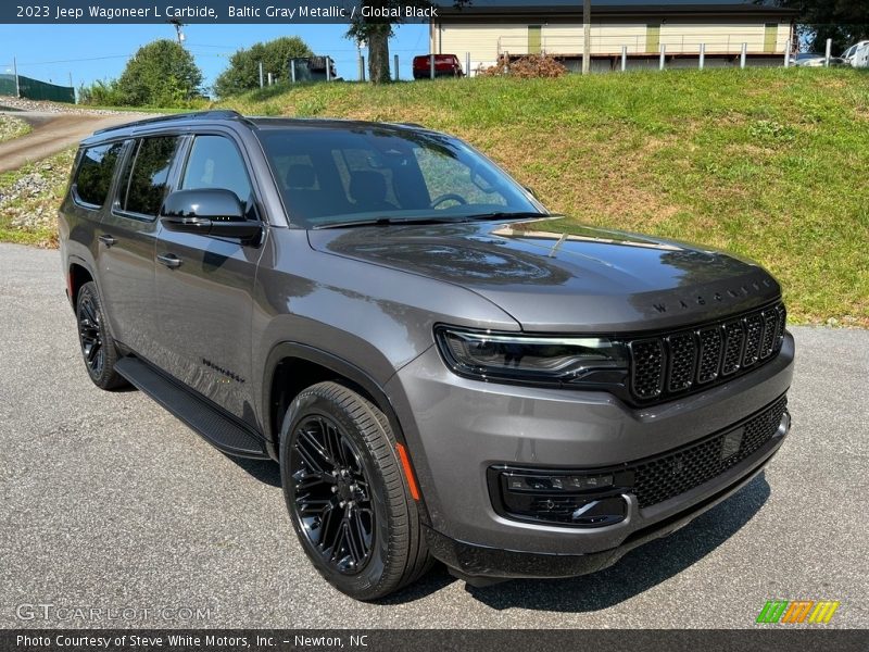 Front 3/4 View of 2023 Wagoneer L Carbide
