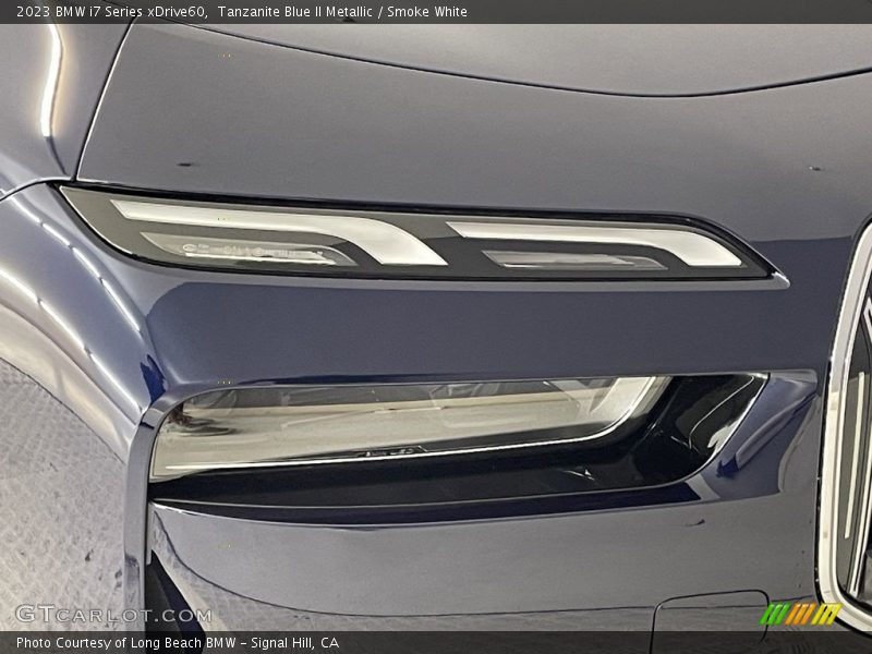 Tanzanite Blue II Metallic / Smoke White 2023 BMW i7 Series xDrive60