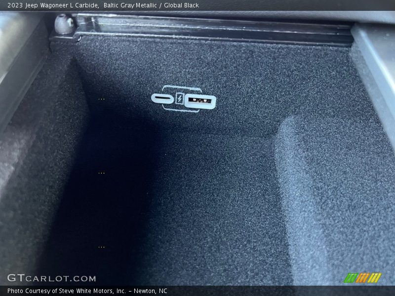 Baltic Gray Metallic / Global Black 2023 Jeep Wagoneer L Carbide