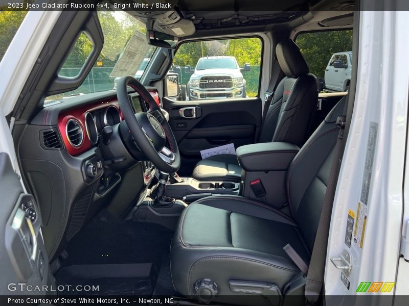 Front Seat of 2023 Gladiator Rubicon 4x4