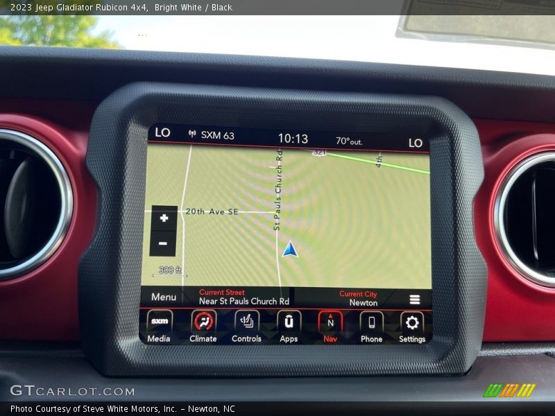 Navigation of 2023 Gladiator Rubicon 4x4