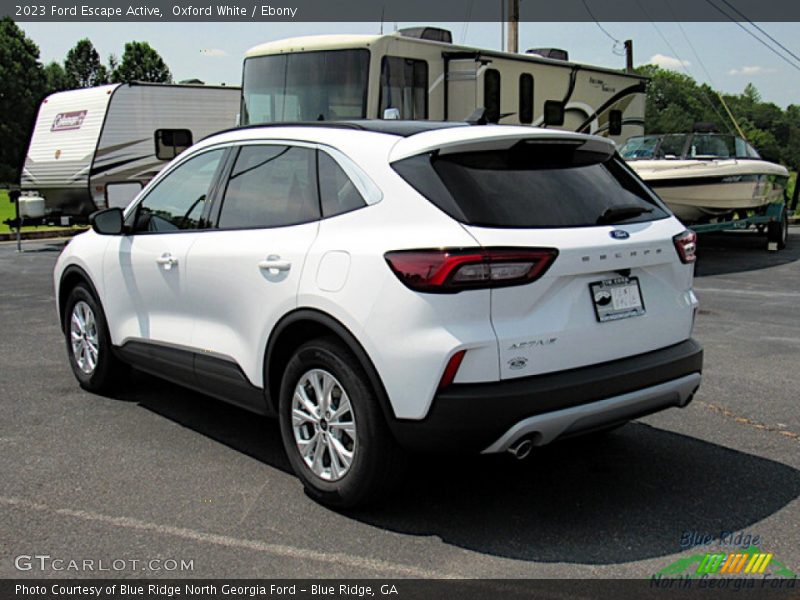 Oxford White / Ebony 2023 Ford Escape Active