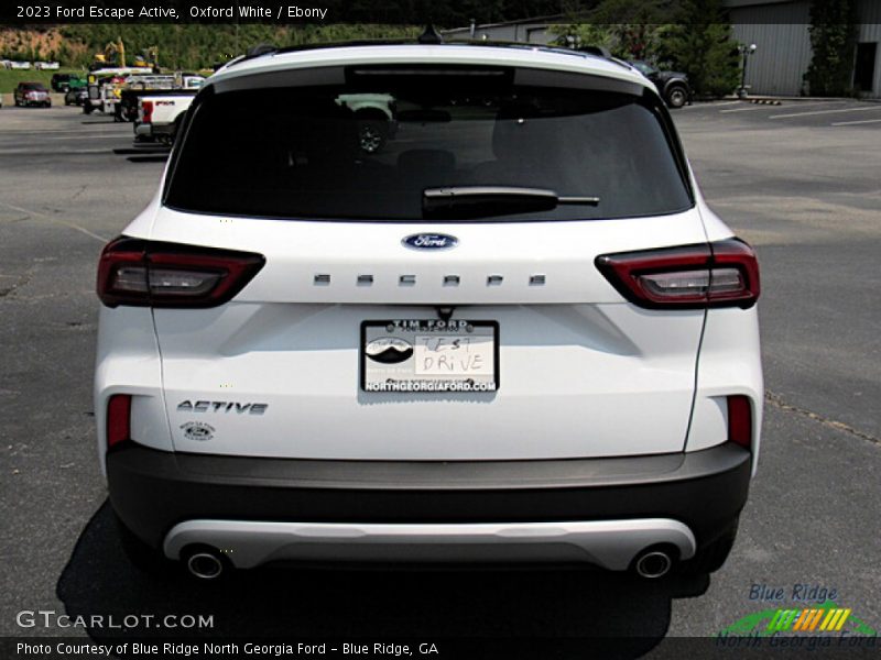 Oxford White / Ebony 2023 Ford Escape Active