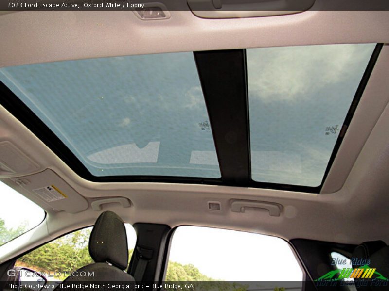 Oxford White / Ebony 2023 Ford Escape Active