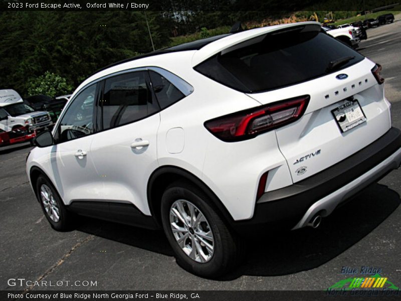 Oxford White / Ebony 2023 Ford Escape Active