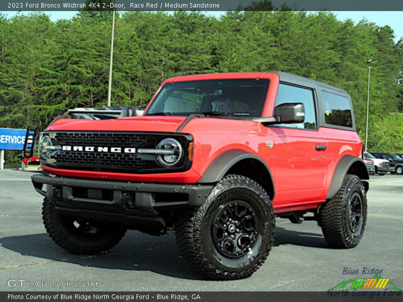 Race Red / Medium Sandstone 2023 Ford Bronco Wildtrak 4X4 2-Door