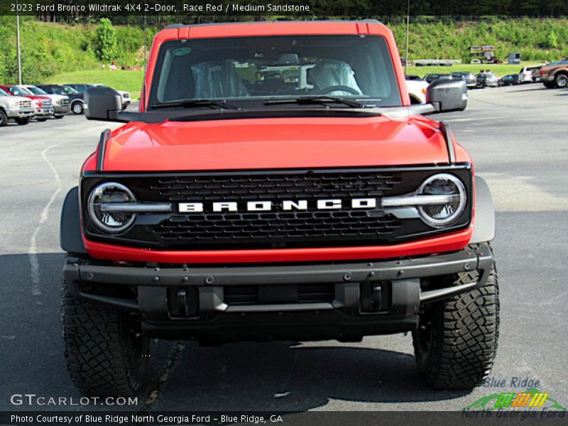 Race Red / Medium Sandstone 2023 Ford Bronco Wildtrak 4X4 2-Door