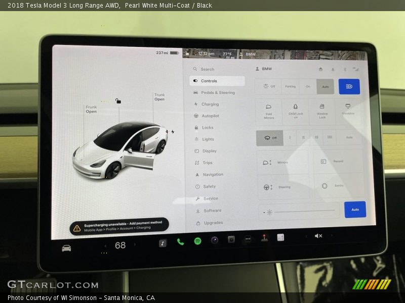 Controls of 2018 Model 3 Long Range AWD