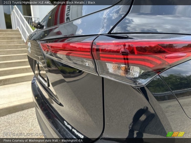 Midnight Black Metallic / Black 2023 Toyota Highlander XLE AWD