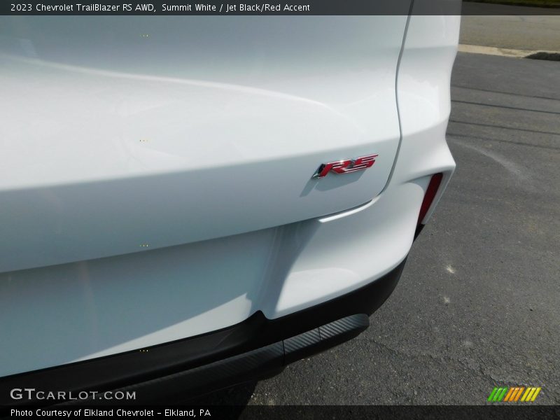 Summit White / Jet Black/Red Accent 2023 Chevrolet TrailBlazer RS AWD