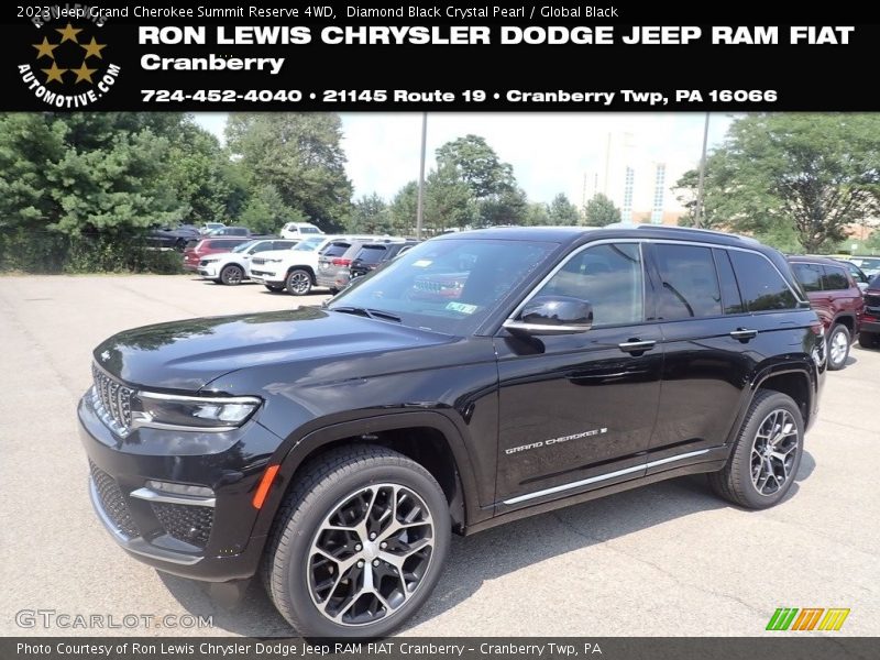 Diamond Black Crystal Pearl / Global Black 2023 Jeep Grand Cherokee Summit Reserve 4WD