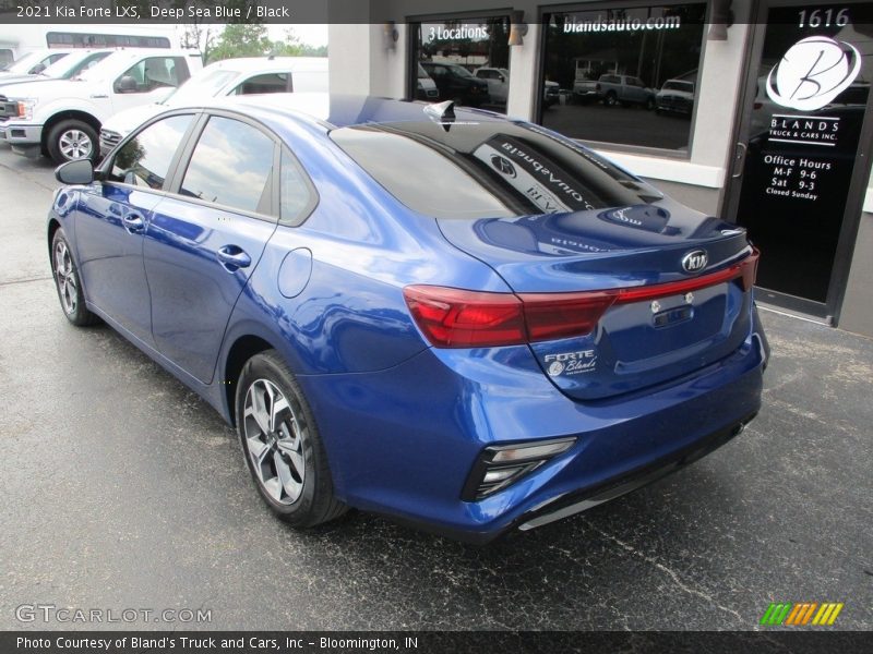 Deep Sea Blue / Black 2021 Kia Forte LXS