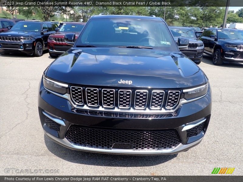 Diamond Black Crystal Pearl / Global Black 2023 Jeep Grand Cherokee Summit Reserve 4WD
