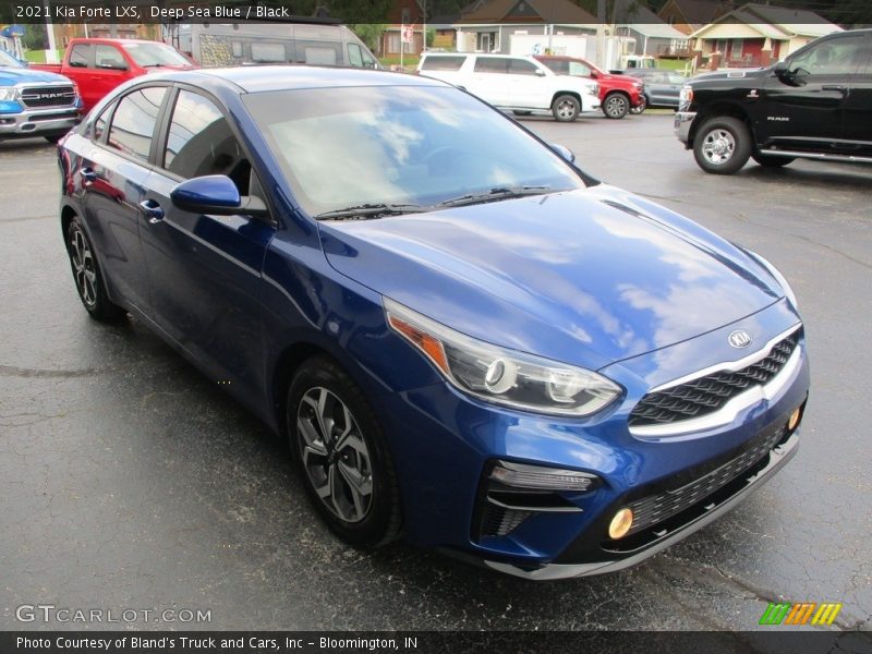 Deep Sea Blue / Black 2021 Kia Forte LXS
