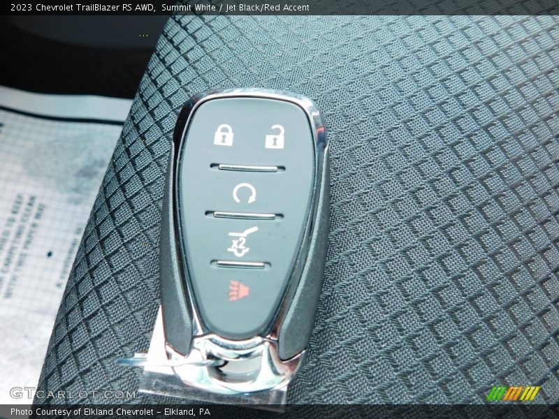 Summit White / Jet Black/Red Accent 2023 Chevrolet TrailBlazer RS AWD
