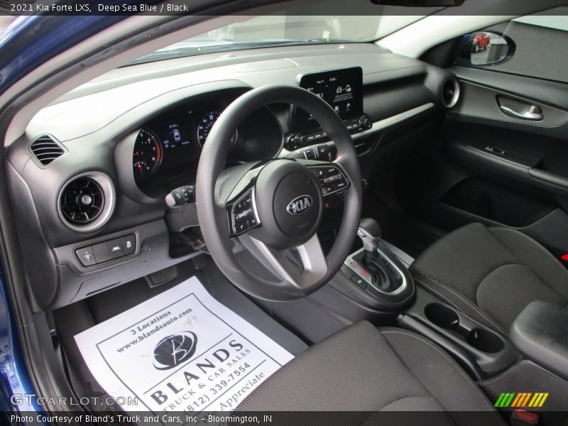 Deep Sea Blue / Black 2021 Kia Forte LXS
