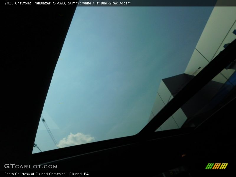 Summit White / Jet Black/Red Accent 2023 Chevrolet TrailBlazer RS AWD