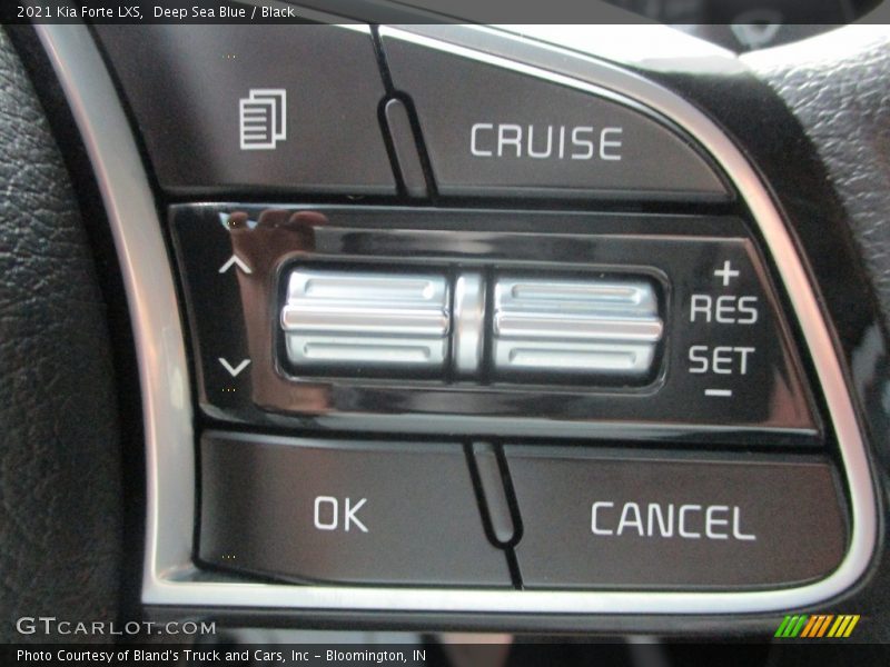 Deep Sea Blue / Black 2021 Kia Forte LXS