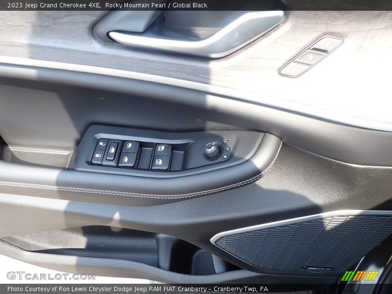 Rocky Mountain Pearl / Global Black 2023 Jeep Grand Cherokee 4XE