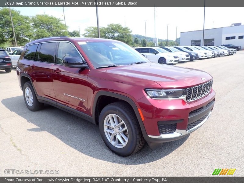 Velvet Red Pearl / Global Black 2023 Jeep Grand Cherokee L Laredo 4x4