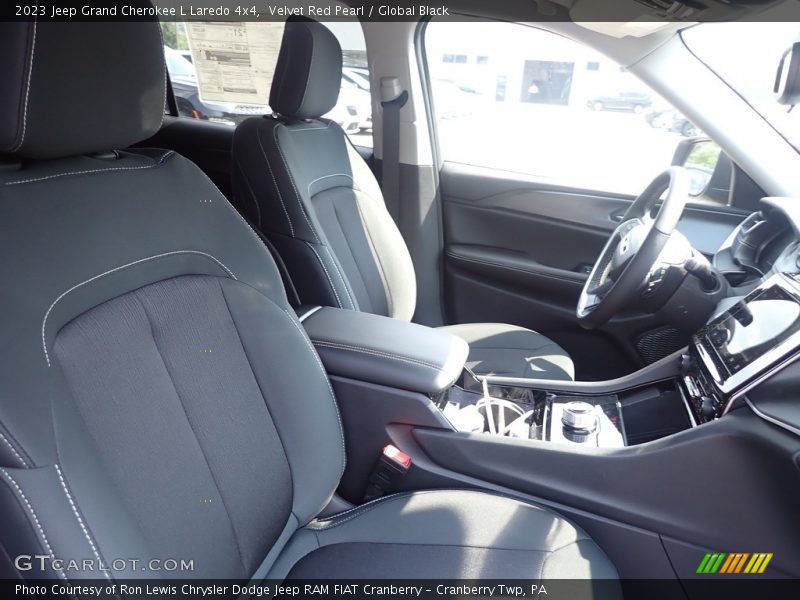 Velvet Red Pearl / Global Black 2023 Jeep Grand Cherokee L Laredo 4x4