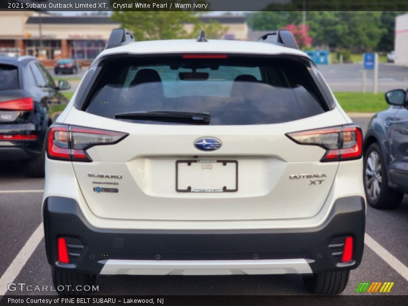 Crystal White Pearl / Warm Ivory 2021 Subaru Outback Limited XT