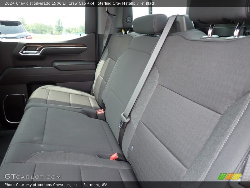 Sterling Gray Metallic / Jet Black 2024 Chevrolet Silverado 1500 LT Crew Cab 4x4