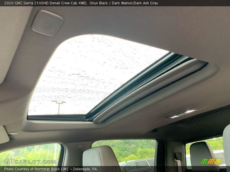 Onyx Black / Dark Walnut/Dark Ash Gray 2020 GMC Sierra 2500HD Denali Crew Cab 4WD