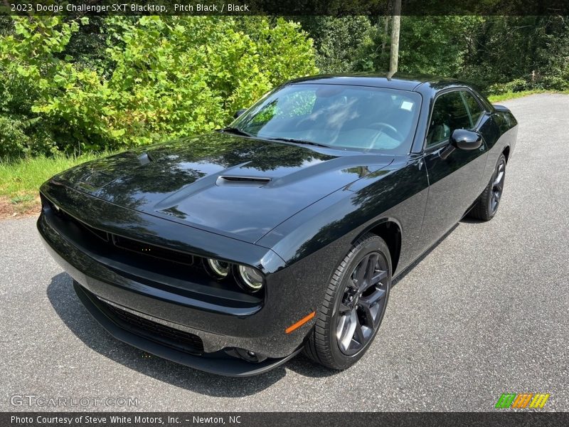 Pitch Black / Black 2023 Dodge Challenger SXT Blacktop