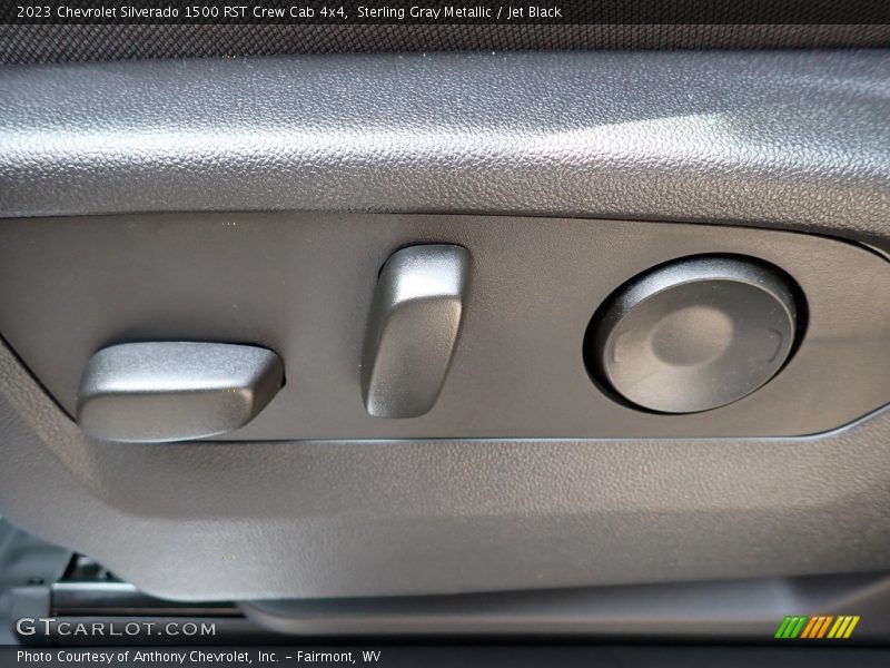 Sterling Gray Metallic / Jet Black 2023 Chevrolet Silverado 1500 RST Crew Cab 4x4