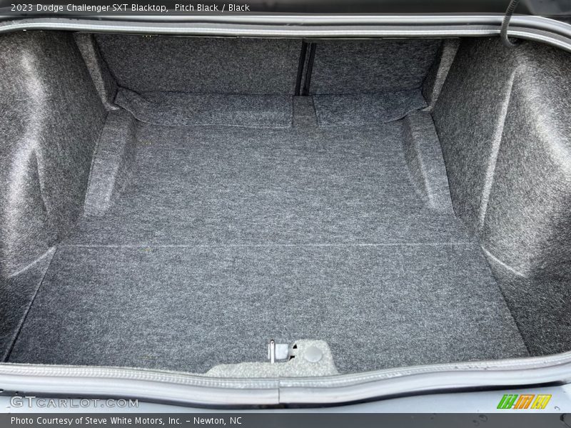 Pitch Black / Black 2023 Dodge Challenger SXT Blacktop