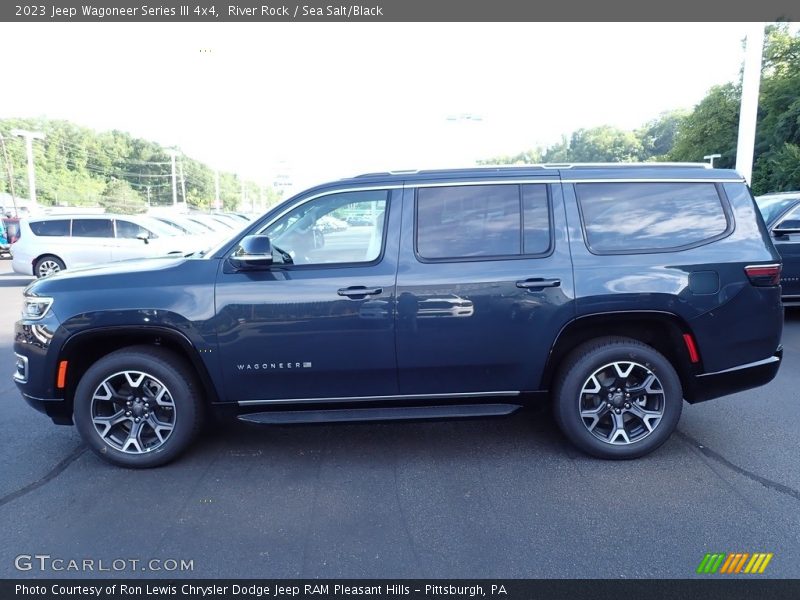 River Rock / Sea Salt/Black 2023 Jeep Wagoneer Series III 4x4