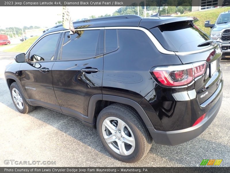 Diamond Black Crystal Pearl / Black 2023 Jeep Compass Latitude 4x4