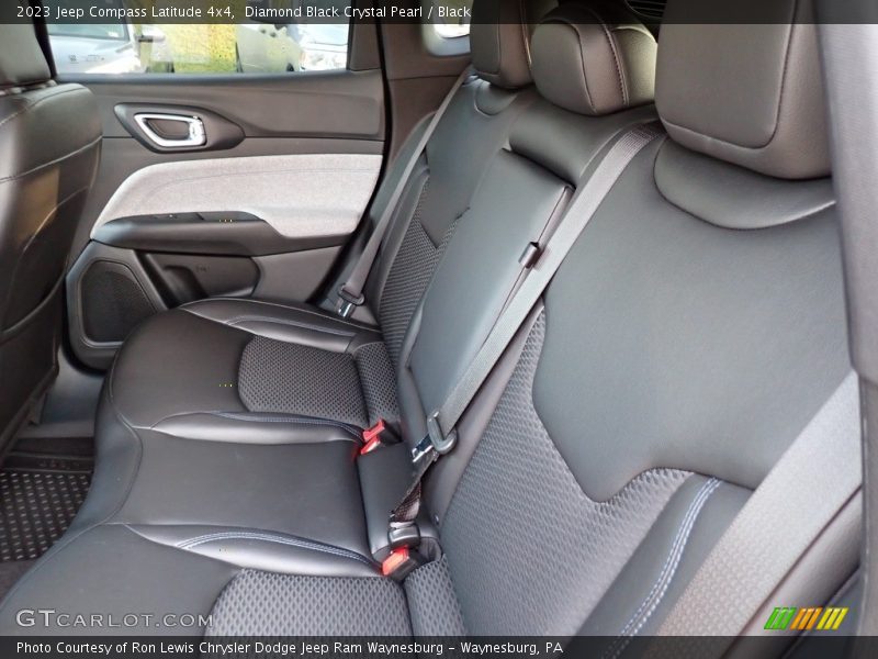 Diamond Black Crystal Pearl / Black 2023 Jeep Compass Latitude 4x4