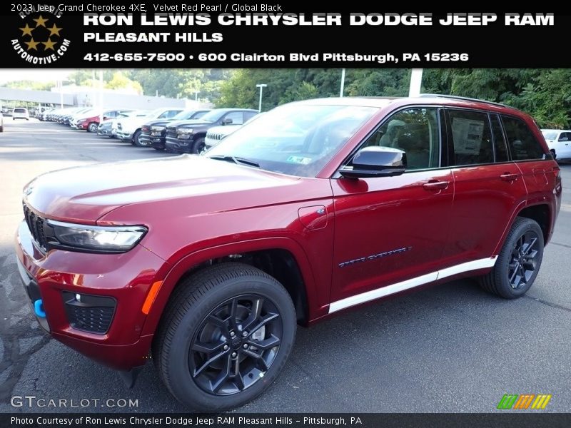 Velvet Red Pearl / Global Black 2023 Jeep Grand Cherokee 4XE