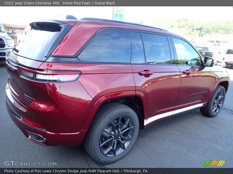 Velvet Red Pearl / Global Black 2023 Jeep Grand Cherokee 4XE