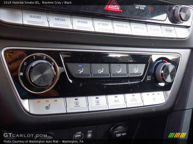 Controls of 2018 Sonata SEL