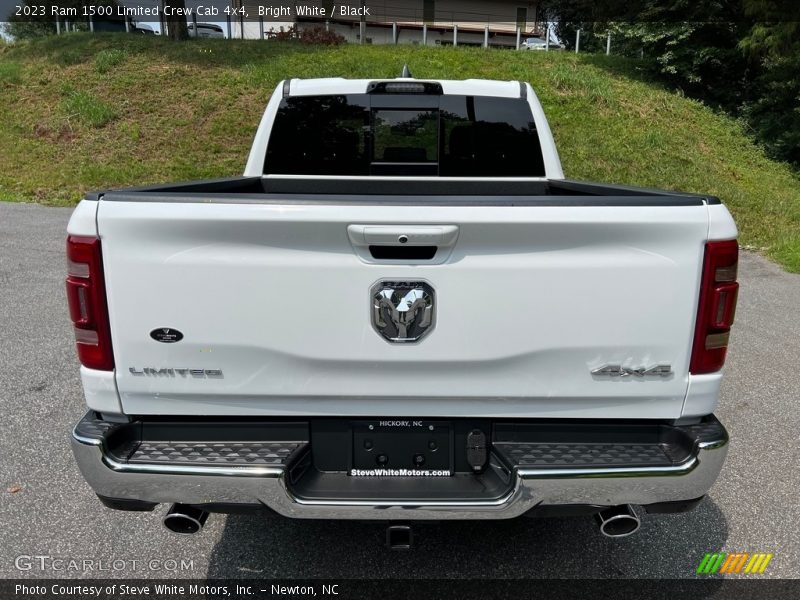 Bright White / Black 2023 Ram 1500 Limited Crew Cab 4x4