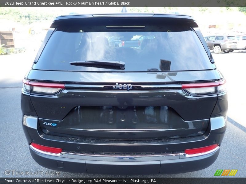 Rocky Mountain Pearl / Global Black 2023 Jeep Grand Cherokee 4XE