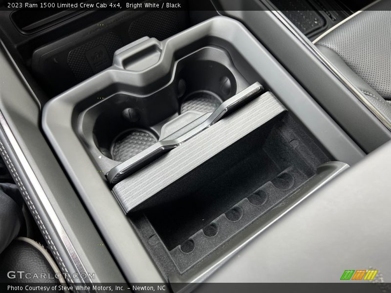 Bright White / Black 2023 Ram 1500 Limited Crew Cab 4x4