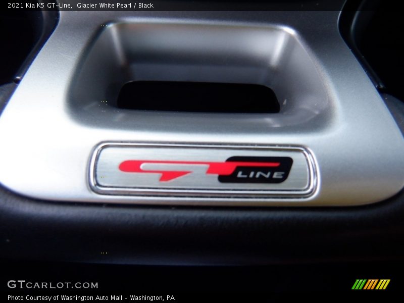 Glacier White Pearl / Black 2021 Kia K5 GT-Line
