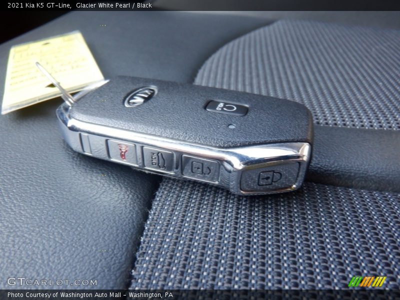 Glacier White Pearl / Black 2021 Kia K5 GT-Line
