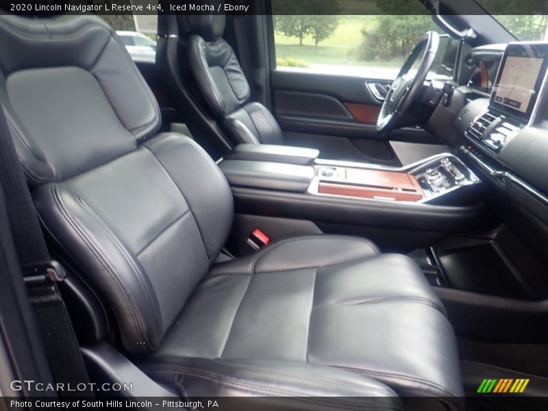 Front Seat of 2020 Navigator L Reserve 4x4