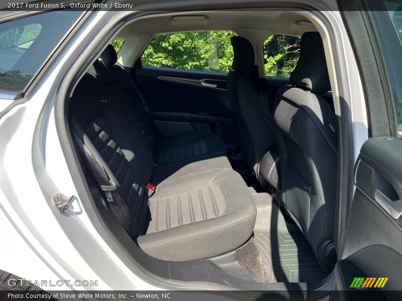 Oxford White / Ebony 2017 Ford Fusion S