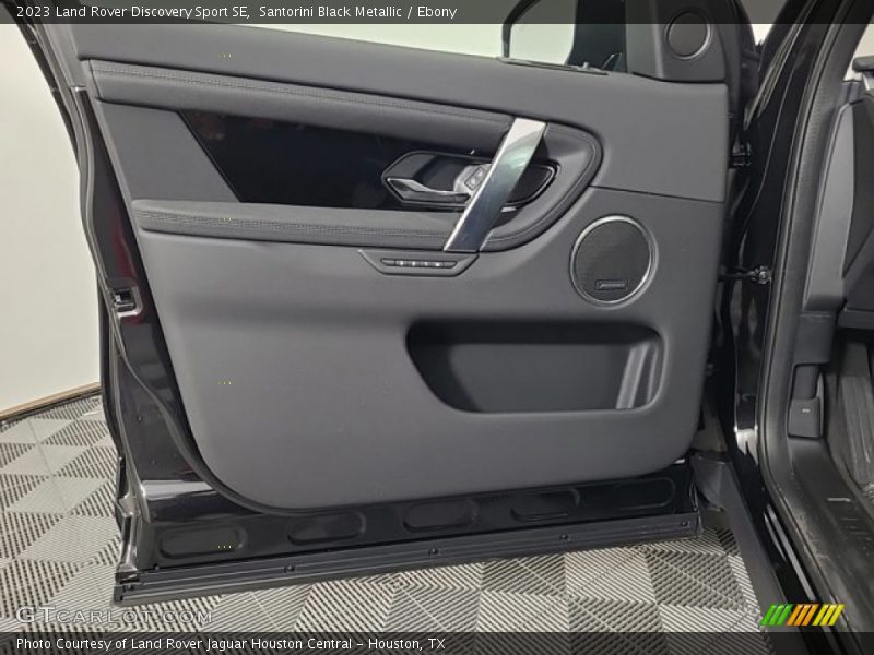 Santorini Black Metallic / Ebony 2023 Land Rover Discovery Sport SE