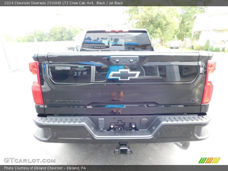 Black / Jet Black 2024 Chevrolet Silverado 2500HD LTZ Crew Cab 4x4