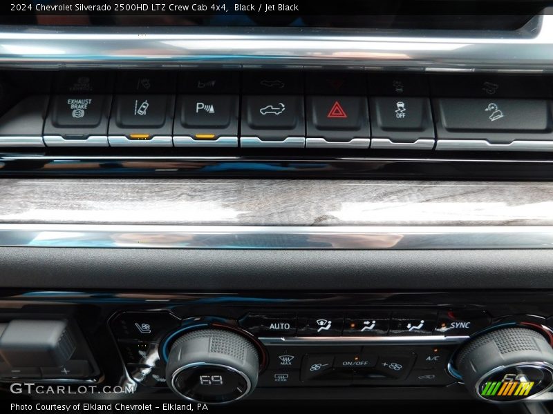 Black / Jet Black 2024 Chevrolet Silverado 2500HD LTZ Crew Cab 4x4